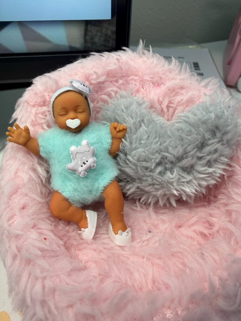 Plush Bodysuit + Pacifier + Shoes for Mini Zuru Babies Series 2